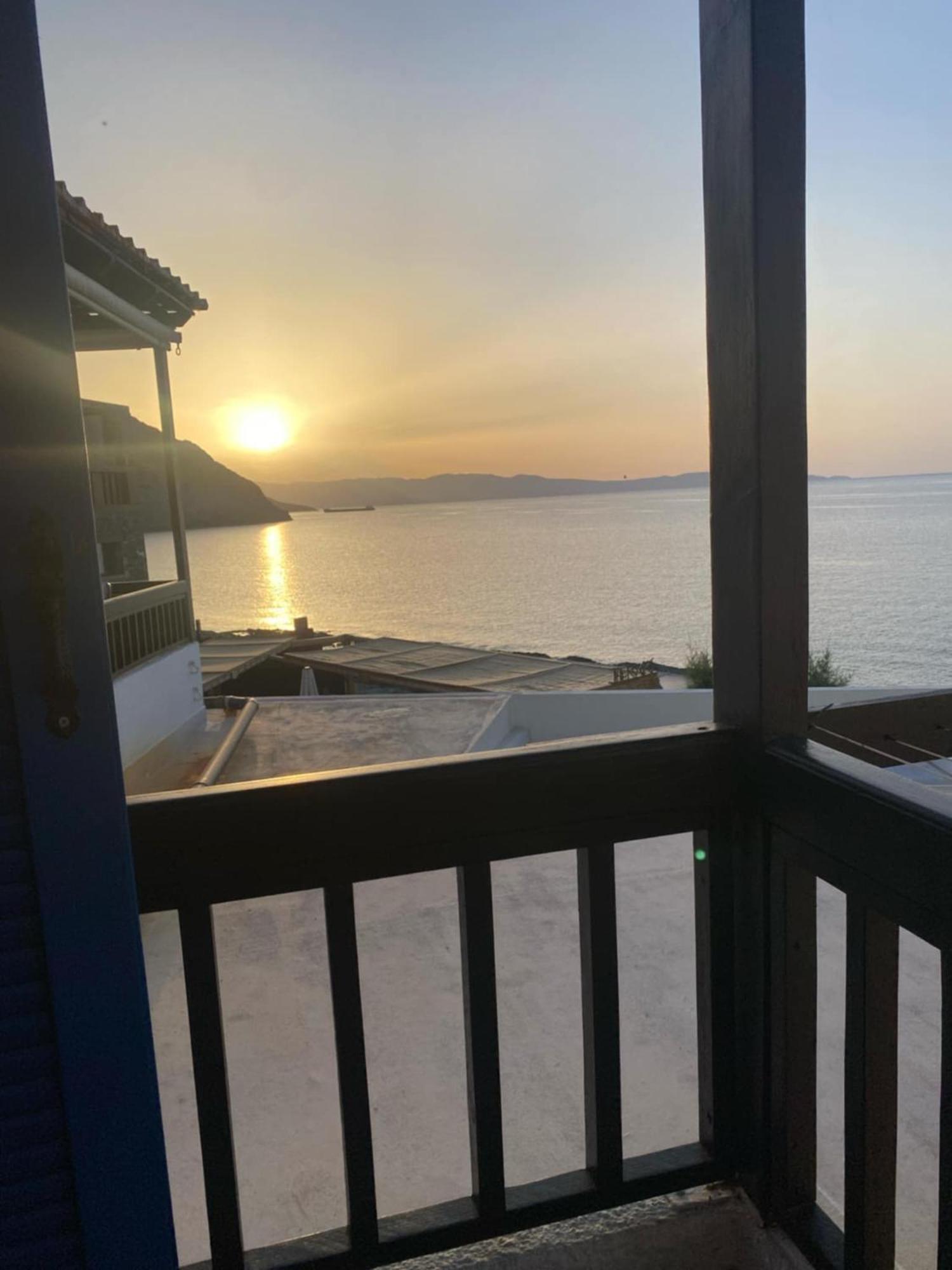 On The Sea Despoina Apartment At Mochlos Creta エクステリア 写真